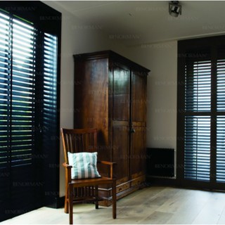 FAUX WOOD AND REAL WOOD BLINDS::   From elegant, lavish dining rooms to guest bathrooms, select hardwood, composite and faux wood blinds offer the luxury and warmth of real wood with construction designed to the requirements of your space. Coordinate Blinds and Shutters in the same space with our custom color match selection.